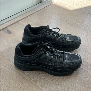 Black Nike Women’s P-6000 Sneakers, Size 10, Barely Worn Athletic Tennis Shoes